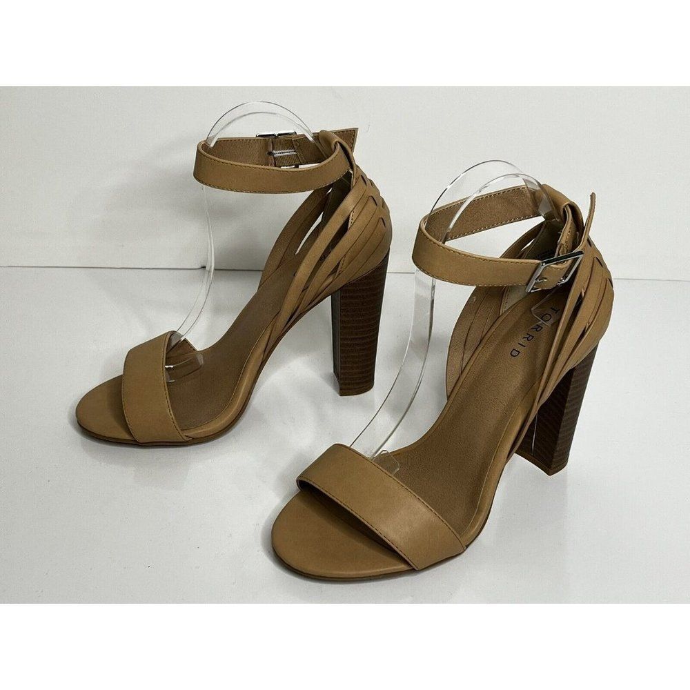 Torrid 3 1/2" Block Heel Open Toe Nude‎ Ankle Strap Women's Shoe Size 8.5W